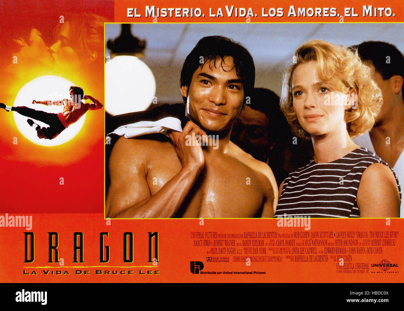 DRAGON: THE BRUCE LEE STORY, (aka DRAGON LA VIDA DE BRUCE LEE), Jason Scott  Lee (left), center from left: Jason Scott Lee Stock Photo - Alamy