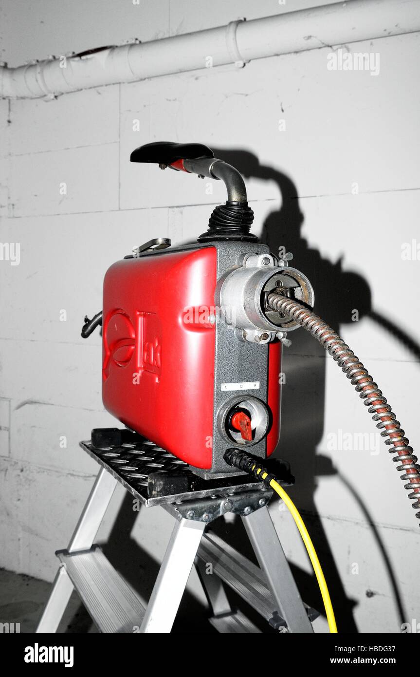 Pipe cleaning hires stock photography and images Alamy
