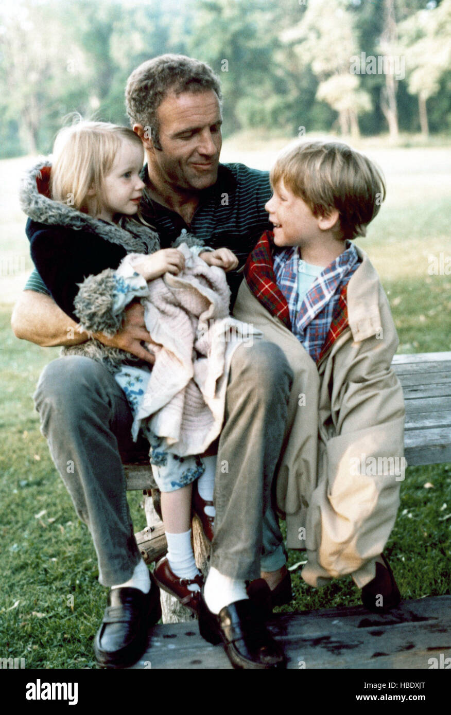 HIDE IN PLAIN SIGHT, lr Heather Bicknell, James Caan, Andy Fenwick