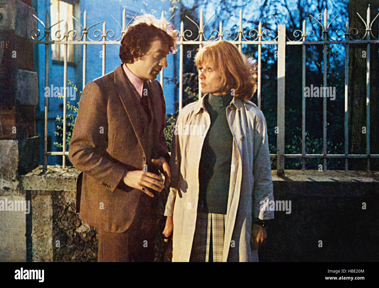 LA RUPTURE From Left Jean Pierre Cassel Stephane Audran 1970 Stock LA RUPTURE From Left Jean Pierre Cassel Stephane Audran 1970 Stock