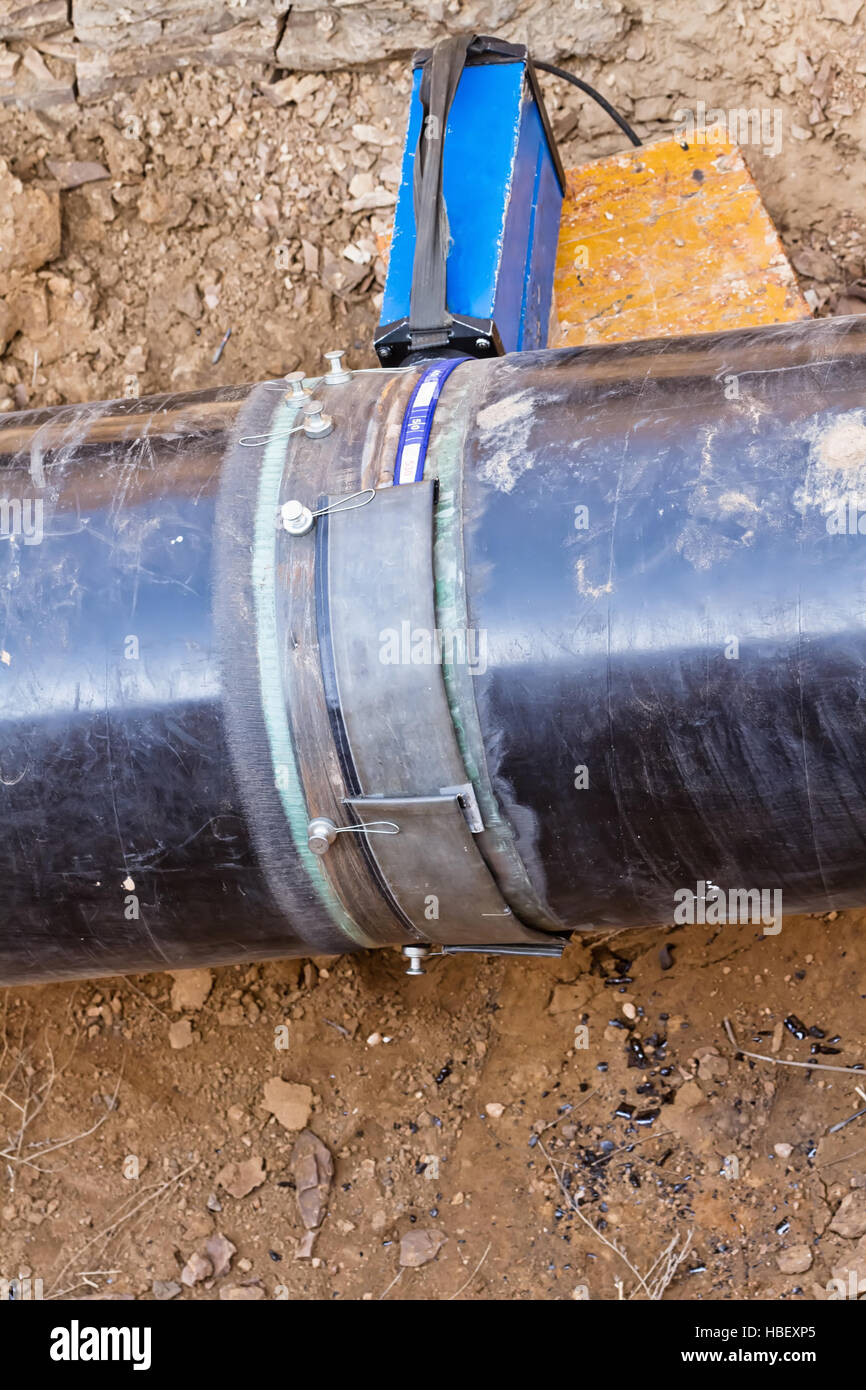 Radiography of welded joints of pipelines Stock Photo Alamy