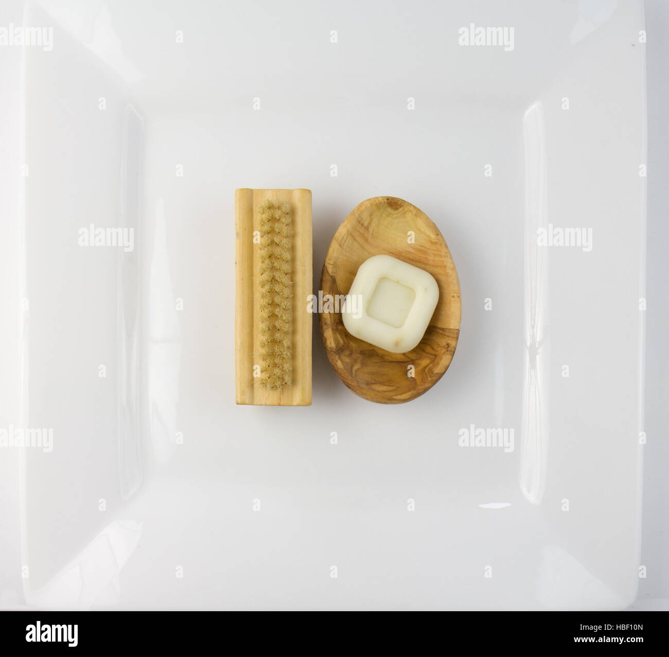 Brush and egg- shaped soap dish Stock Photo - Alamy