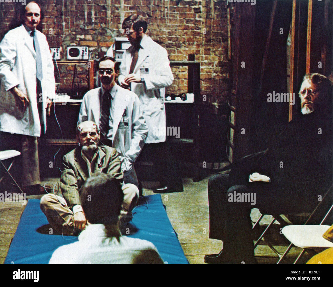 SCANNERS, Stephen Lack (back to camera), Fred Doederlein (on mat