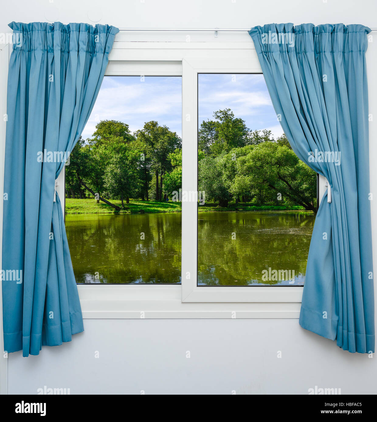 views of the pond Stock Photo Alamy