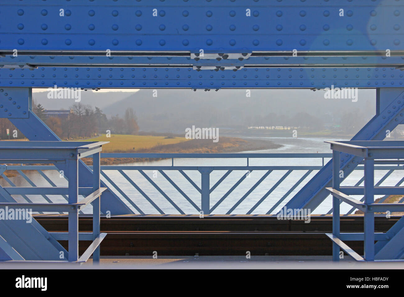 Steel riveted truss bridge hires stock photography and images Alamy