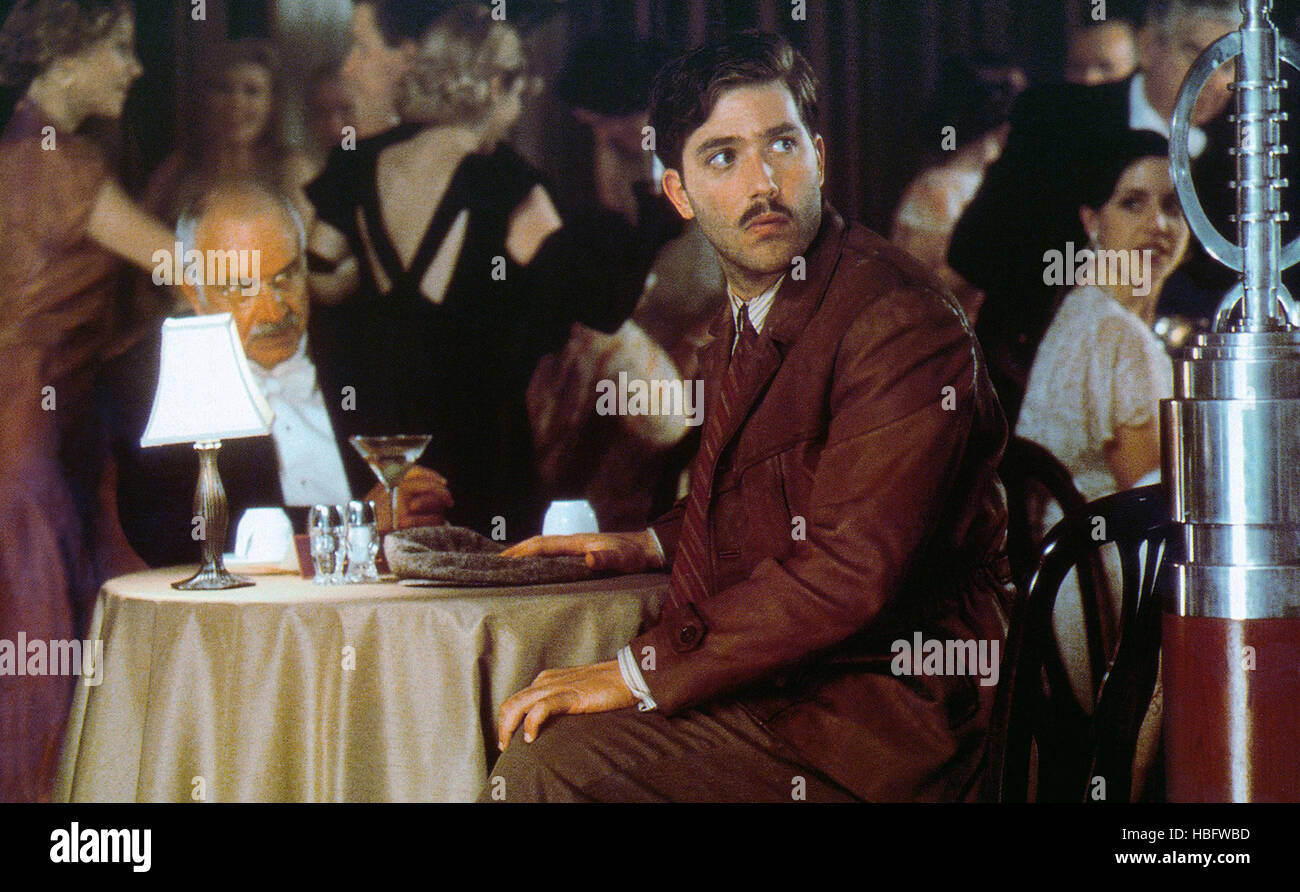 THE THIRTEENTH FLOOR, from left: Armin Mueller-Stahl, Craig Bierko ...