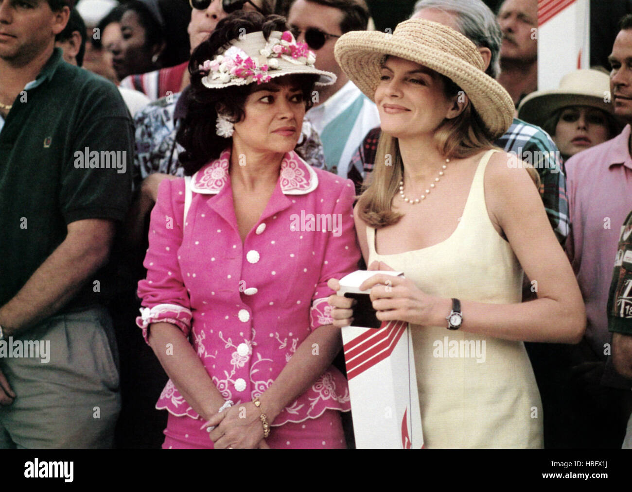 TIN CUP, from left Linda Hart, Rene Russo, 1996, © Warner Brothers