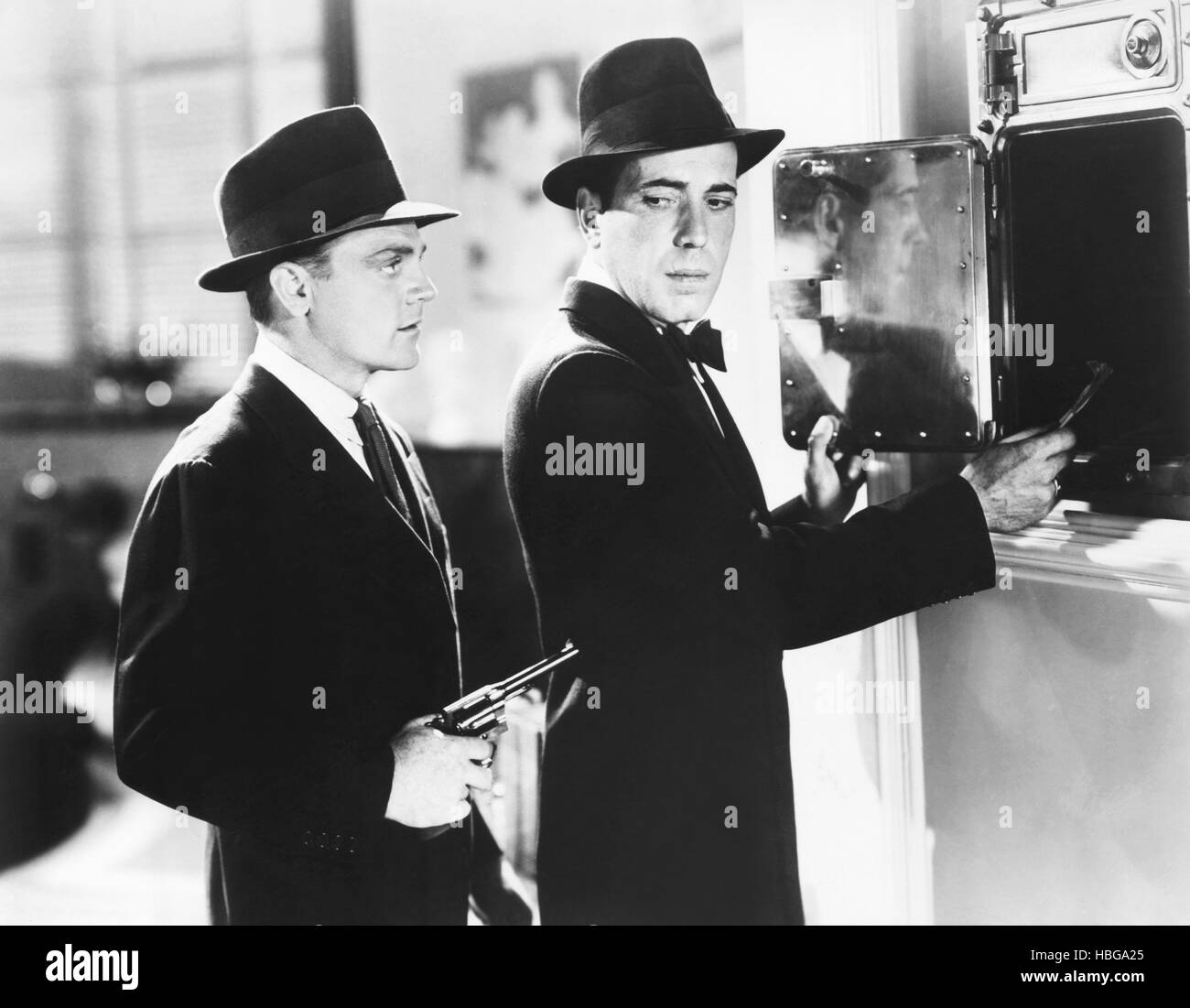 ANGELS WITH DIRTY FACES, from left: James Cagney, Humphrey Bogart, 1938 ...