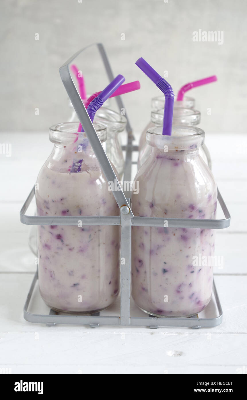 Heidelbeersmoothie High Resolution Stock Photography and Images - Alamy
