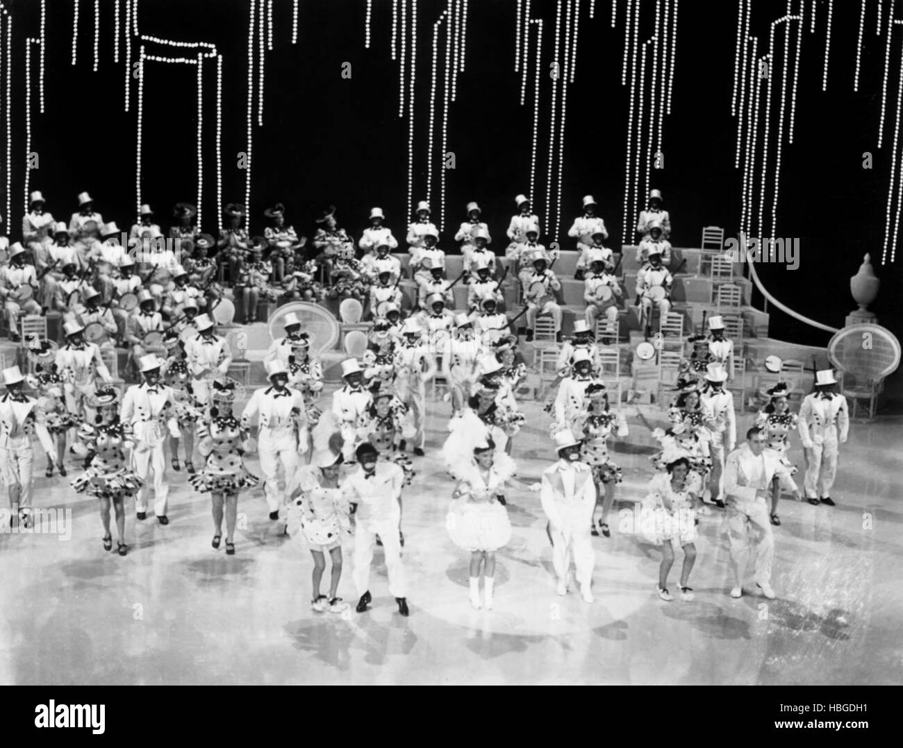 BABES ON BROADWAY, front from left: Virginia Weidler, Ray McDonald ...
