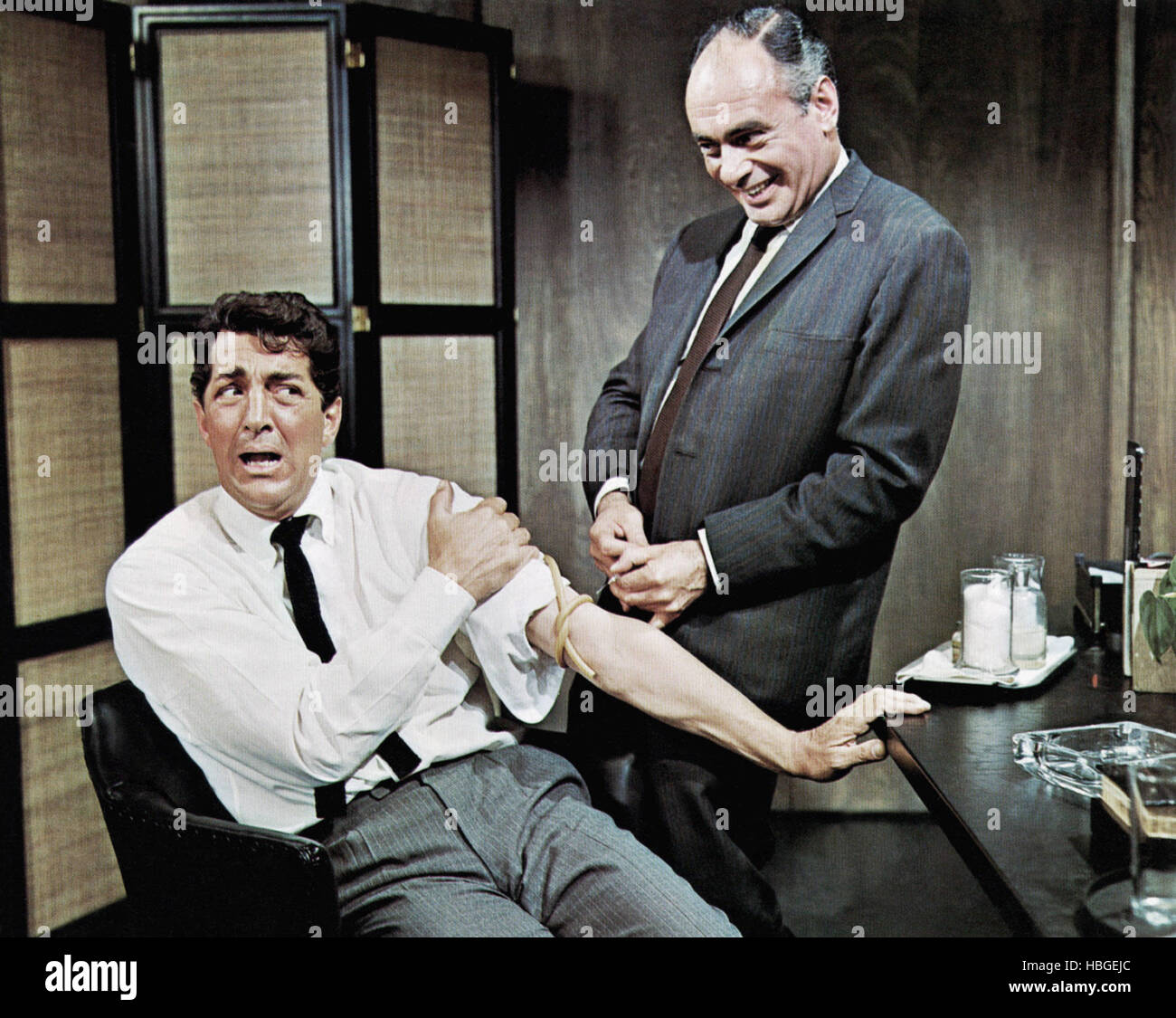 WHO'S BEEN SLEEPING IN MY BED?, from left, Dean Martin, Martin Balsam