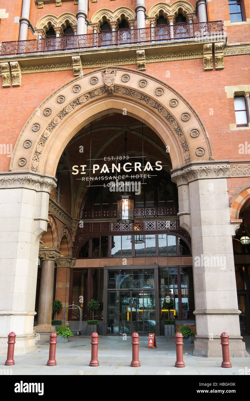 Entrance to The St Pancras Metropolitan Hotel, London, UK. Stock Photo