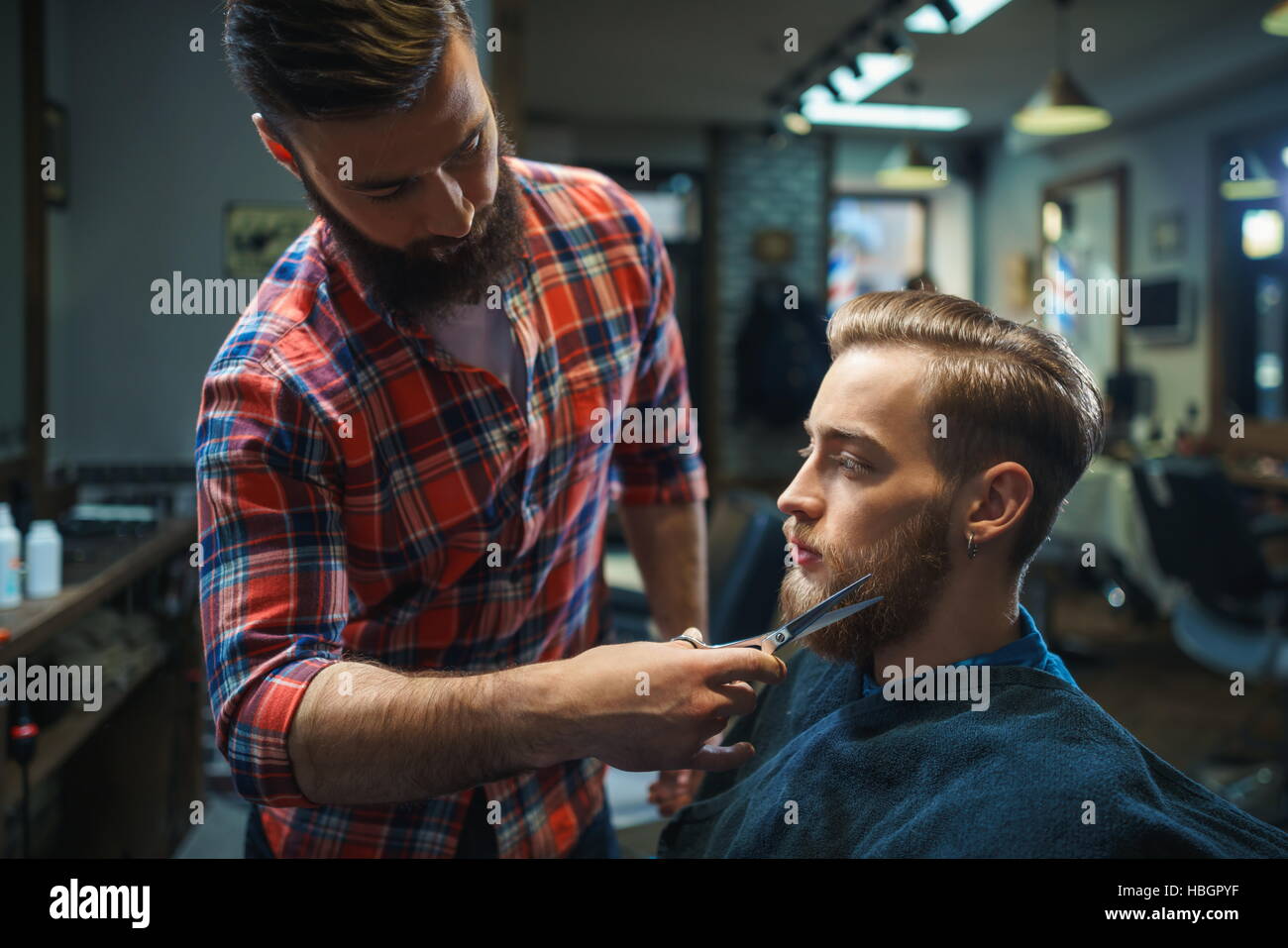 Customer in a barber shop Stock Photo - Alamy