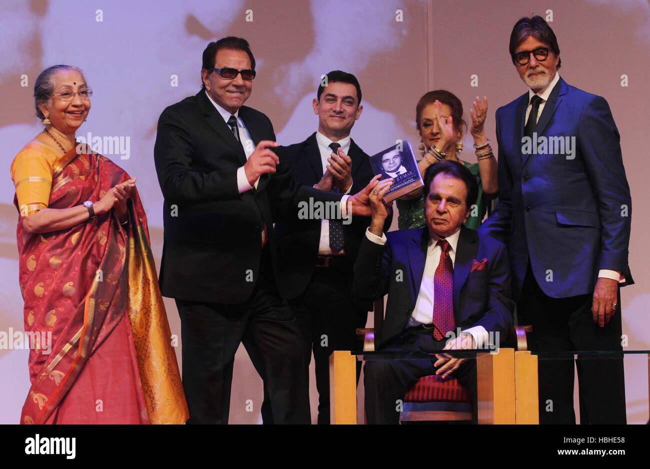 Udaytara Nayar actor Dharmendra Aamir Khan Dilip Kumar Saira Banu Amithabh Bachchan launch of Dilip Kumar autobiography Bombay Mumbai India Asia Stock Photo