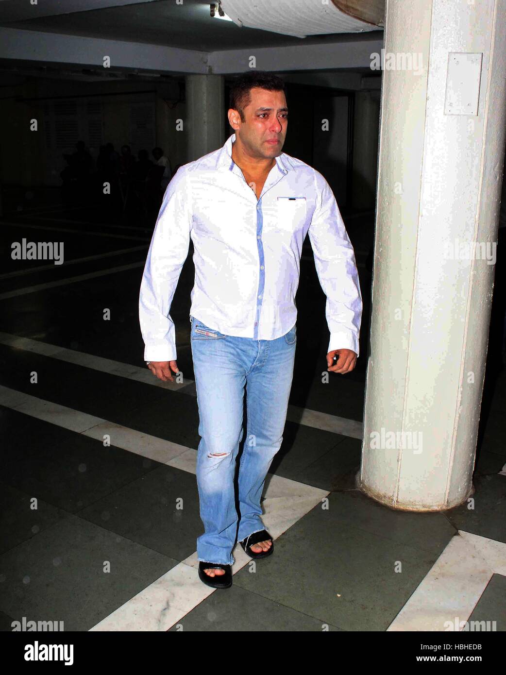 salman khan formal dress