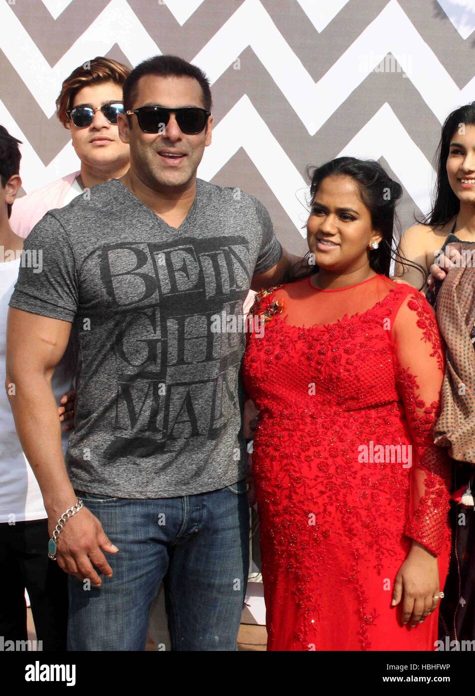 It's raining daughters in Bollywood!, image size:950x1390