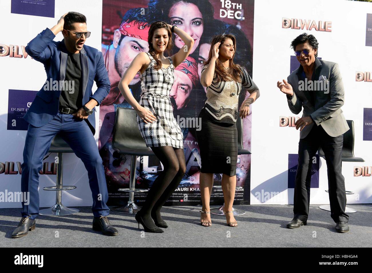 Bollywood actors Varun Dhawan, Kirti Sanon, Kajol and Shah Rukh Khan dancing at the promotion of film Dilwale New Delhi India Stock Photo