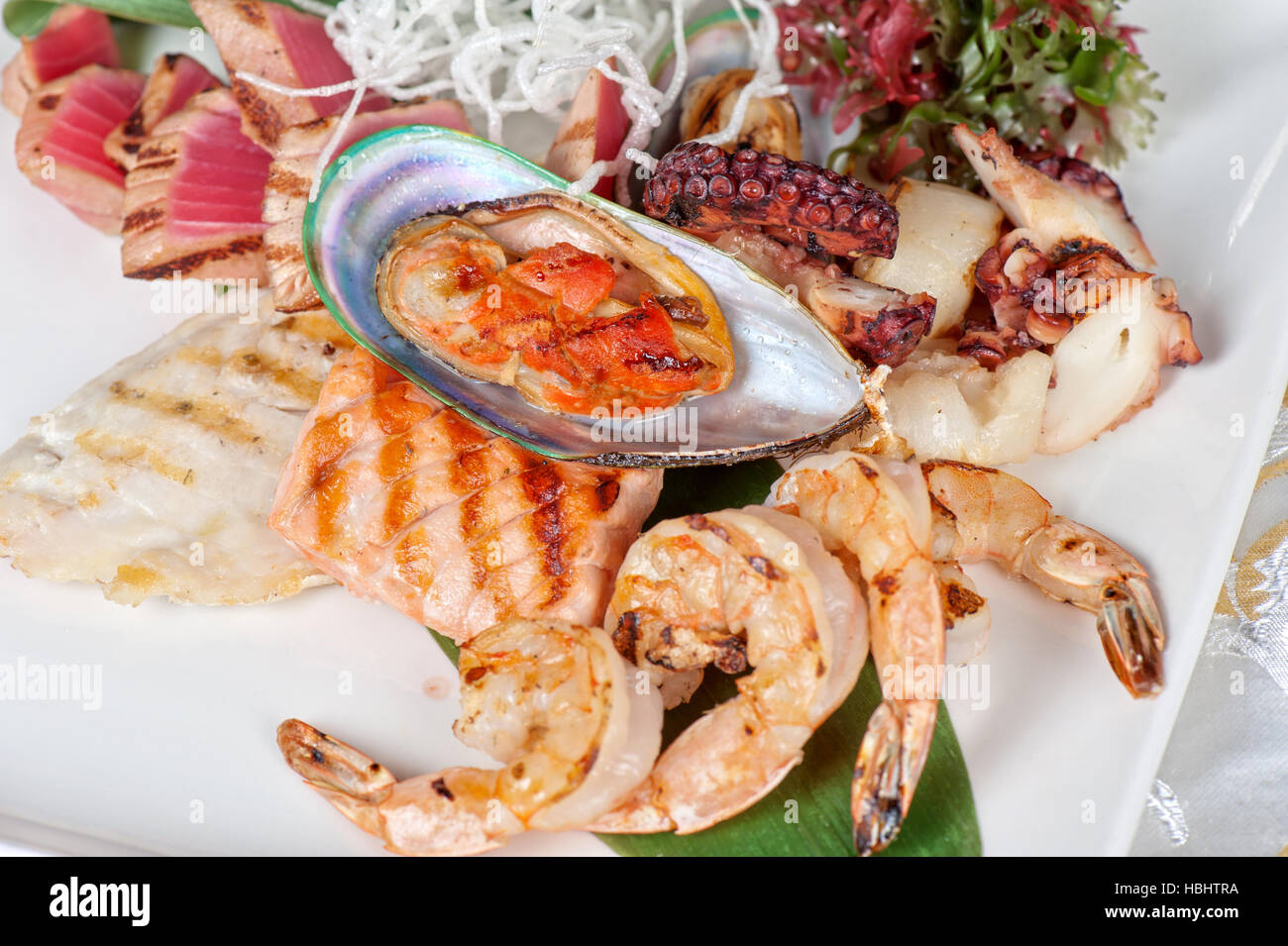 seafood mix dish Stock Photo Alamy