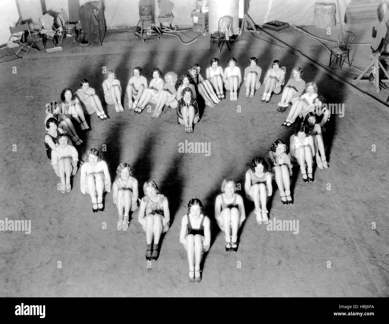 BROADWAY, chorus girls, onset, 1929 Stock Photo Alamy