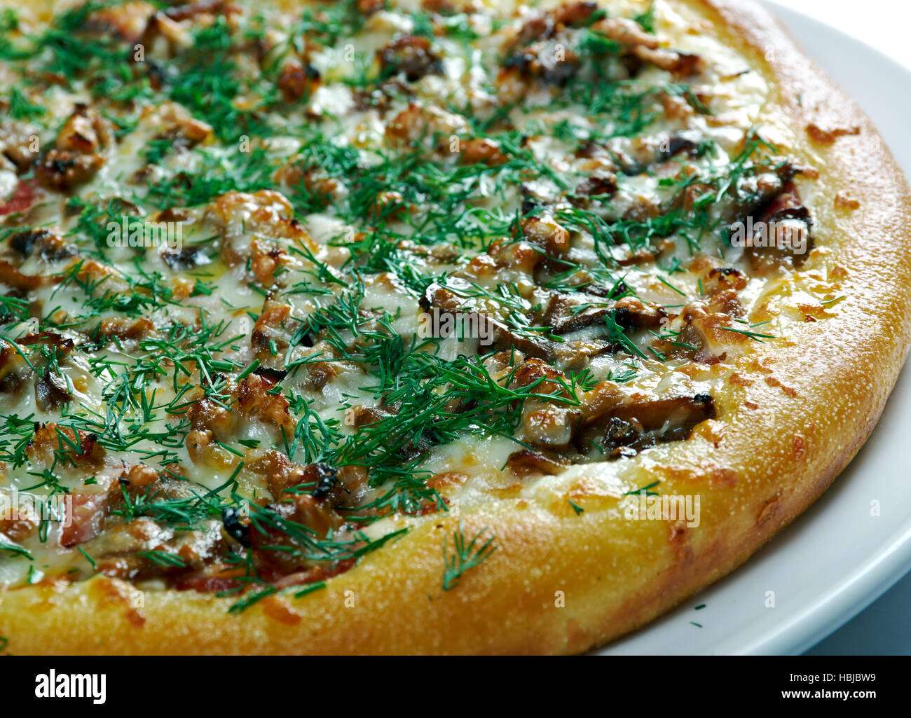beef and mushroom pizza Stock Photo Alamy