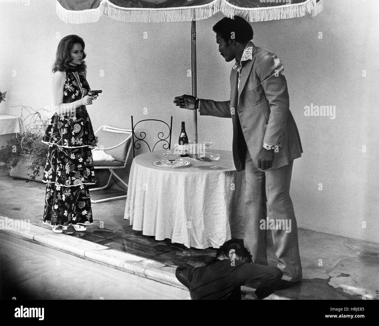 BLACK GUNN, Luciana Paluzzi, Jim Brown, 1972 Stock Photo Alamy