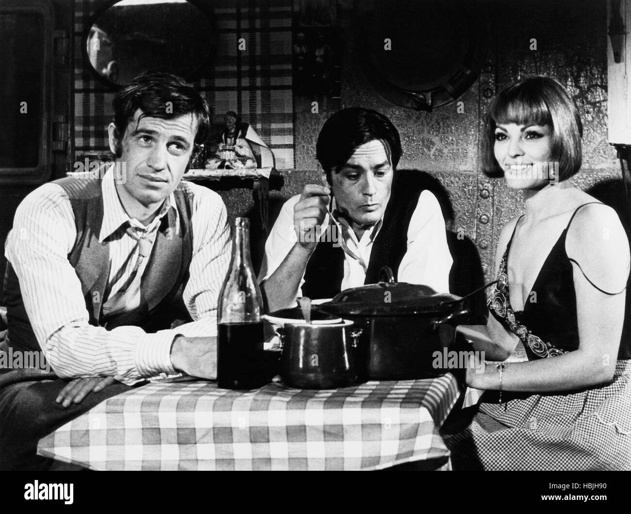 BORSALINO, Jean-Paul Belmondo, Alain Delon, Catherine Rouvel, 1970 Stock  Photo - Alamy
