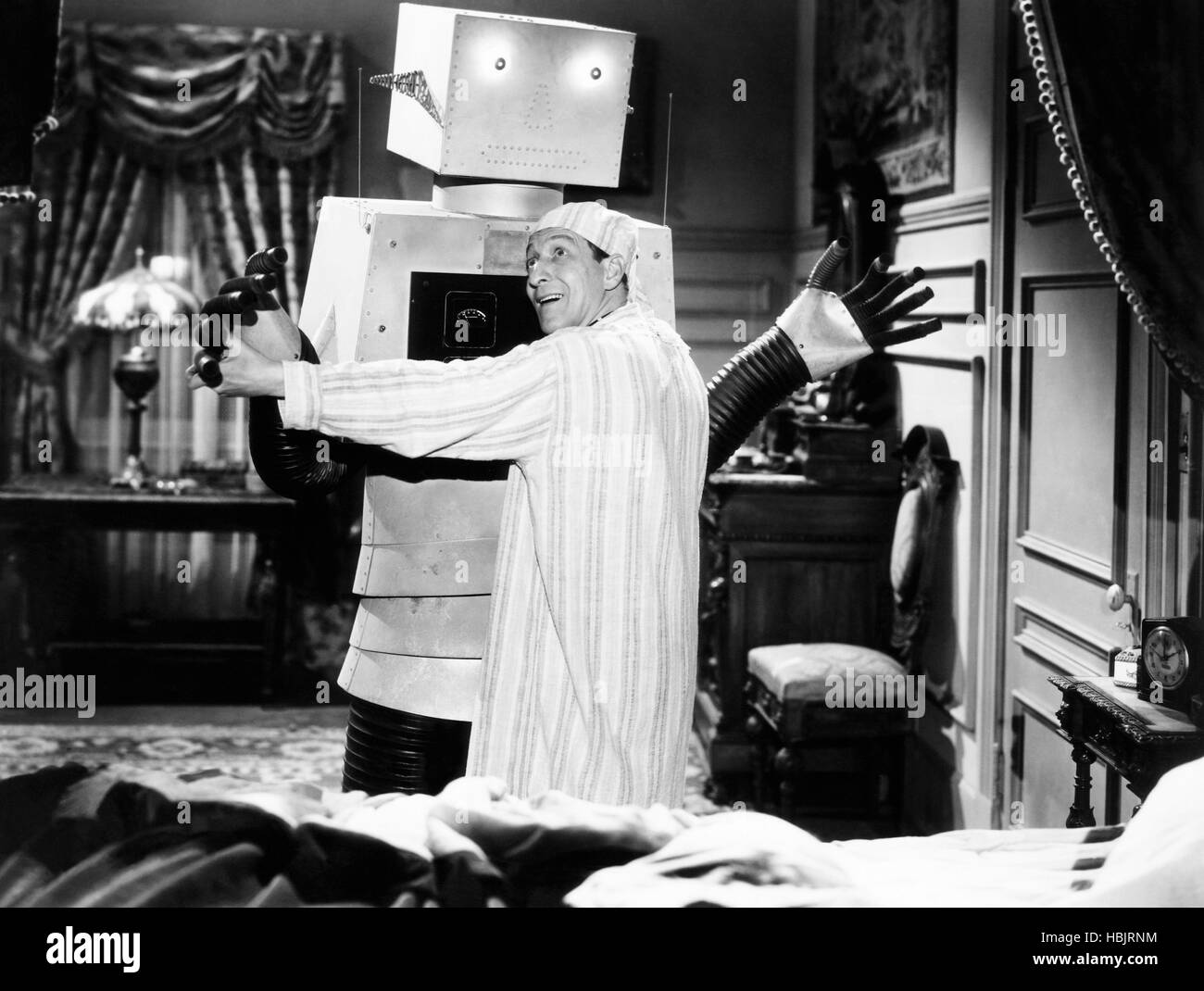 THE BOWERY BOYS MEET THE MONSTERS, Norman (robot), Huntz Hall