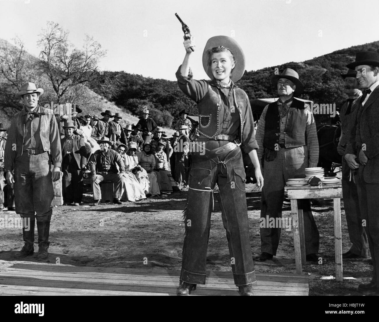 THE BOY FROM OKLAHOMA, Will Rogers, Jr. (far left), Nancy Olson, Merv