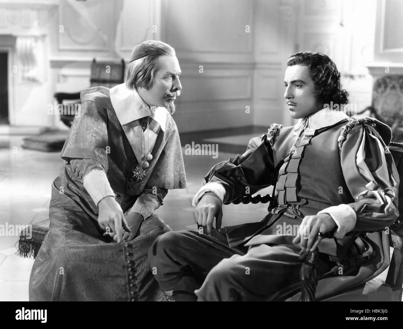 CARDINAL RICHELIEU, from left: George Arliss, Cesar Romero, 1935, TM ...