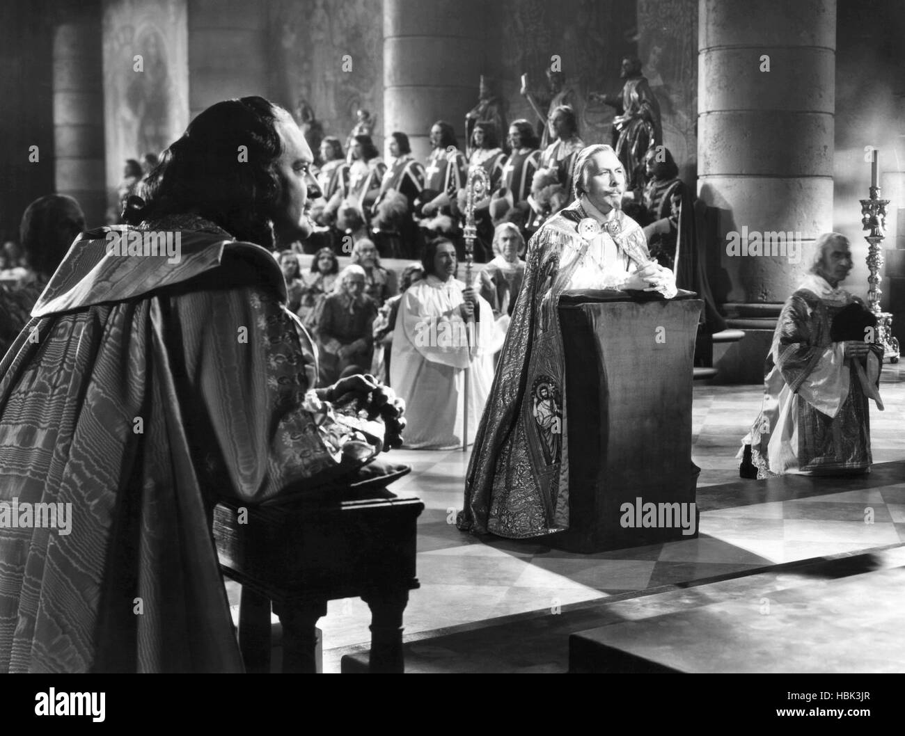 CARDINAL RICHELIEU, Edward Arnold (left), George Arliss (center), 1935 ...