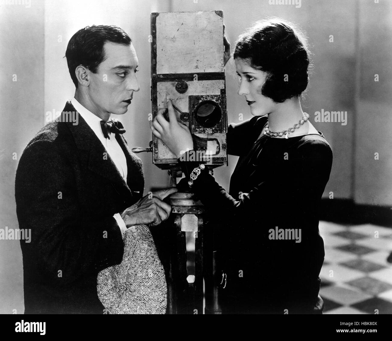 THE CAMERAMAN, Buster Keaton, Marceline Day, 1928 Stock Photo - Alamy