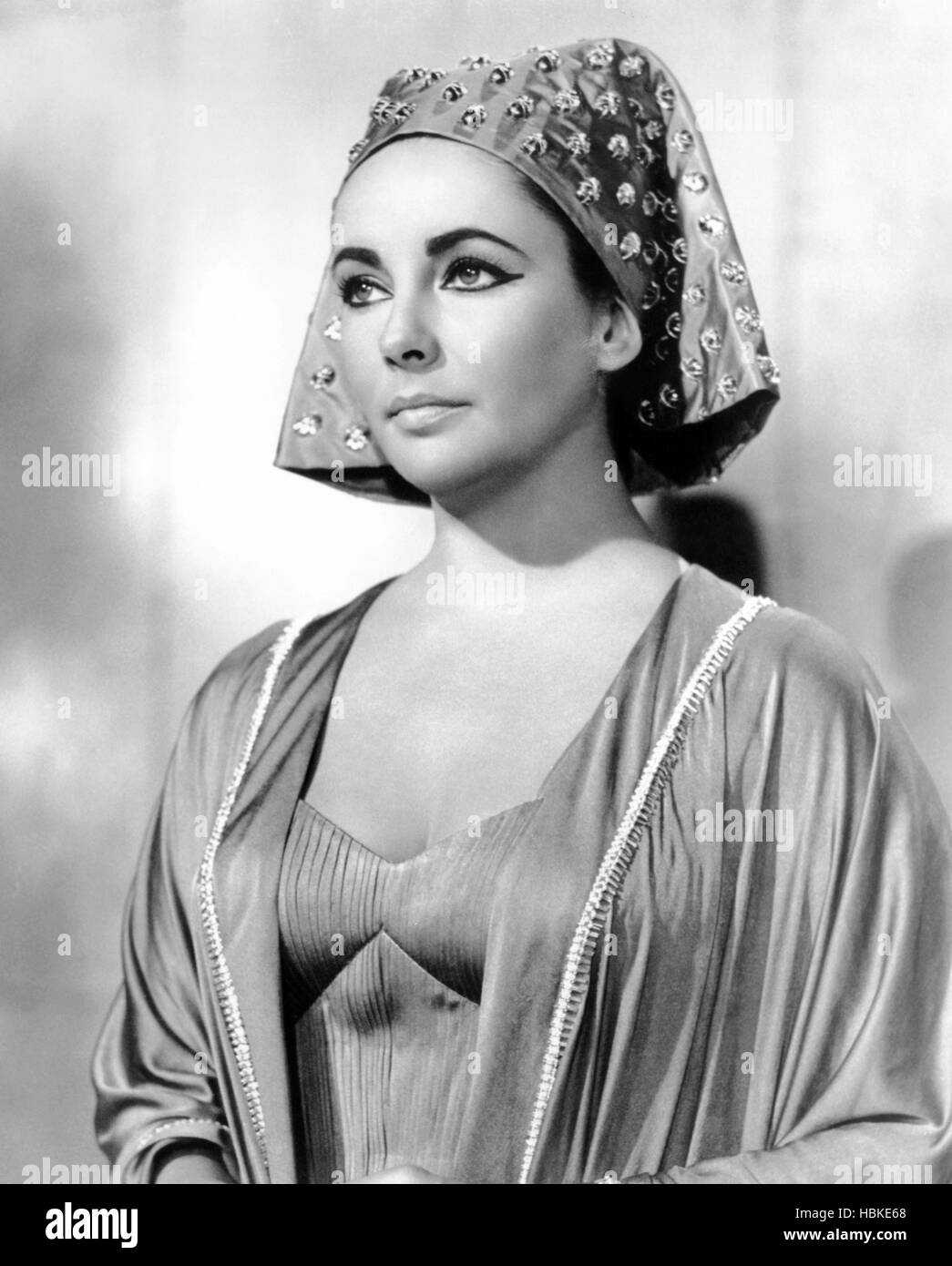 CLEOPATRA, Elizabeth Taylor, 1963, TM & copyright ©20th Century Fox ...