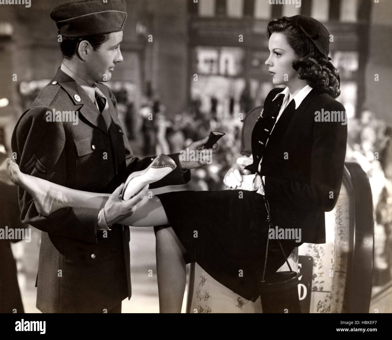 THE CLOCK, Robert Walker, Judy Garland, 1945 Stock Photo Alamy