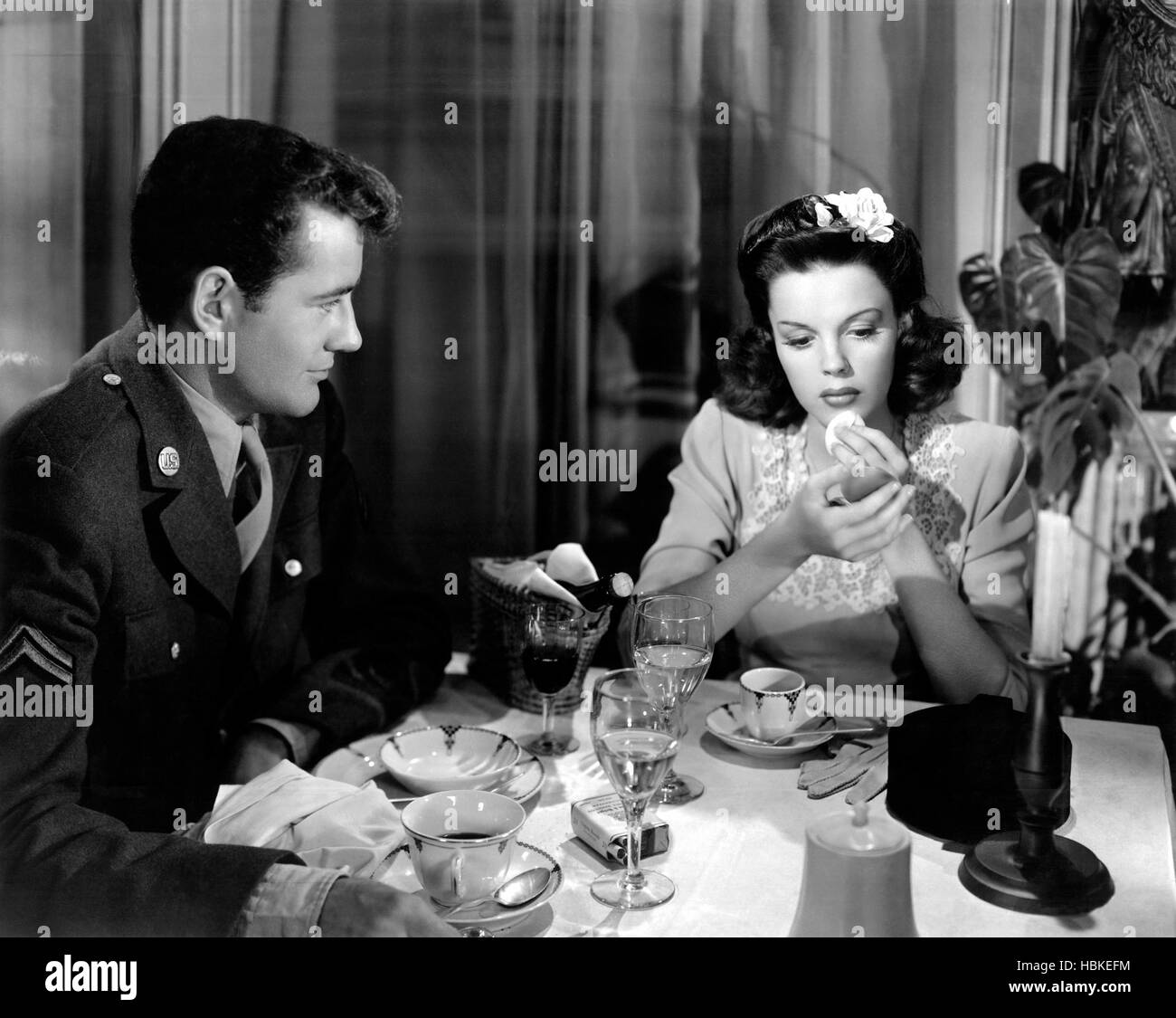 THE CLOCK, Robert Walker, Judy Garland, 1945 Stock Photo Alamy