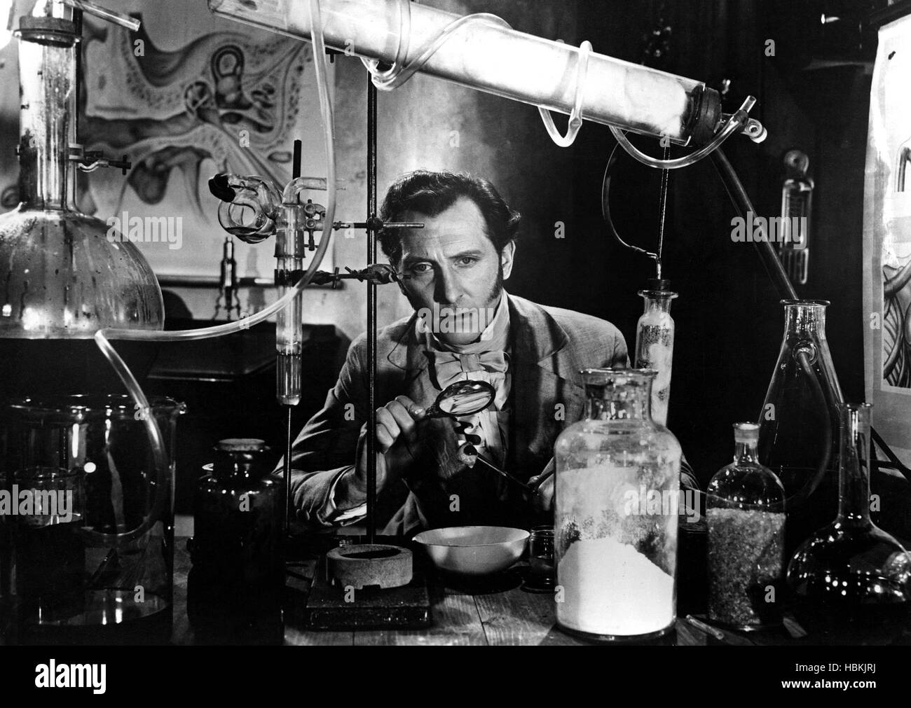 THE CURSE OF FRANKENSTEIN, Peter Cushing, 1957 Stock Photo - Alamy