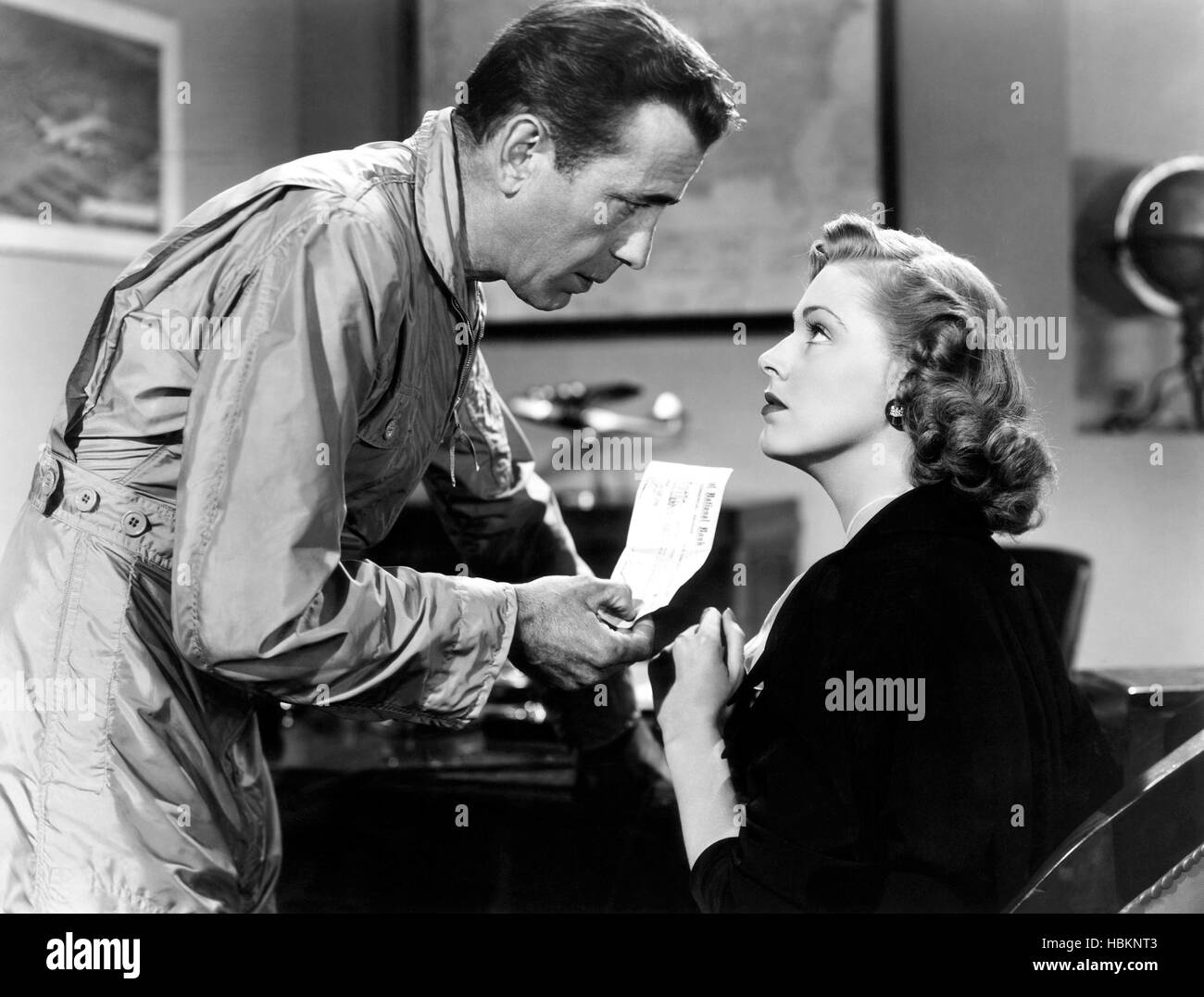 CHAIN LIGHTNING, Humphrey Bogart, Eleanor Parker, 1950 Stock Photo Alamy
