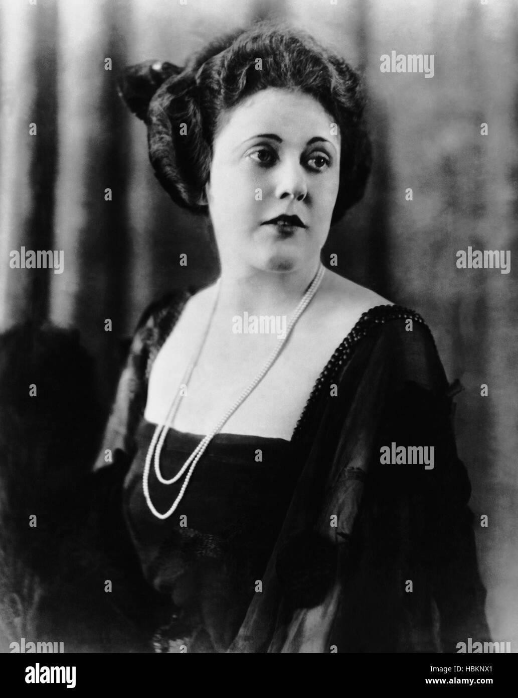 THE CHARMING MRS. CHASE, Mrs. Sidney Drew, (aka Lucille Drew), 1920