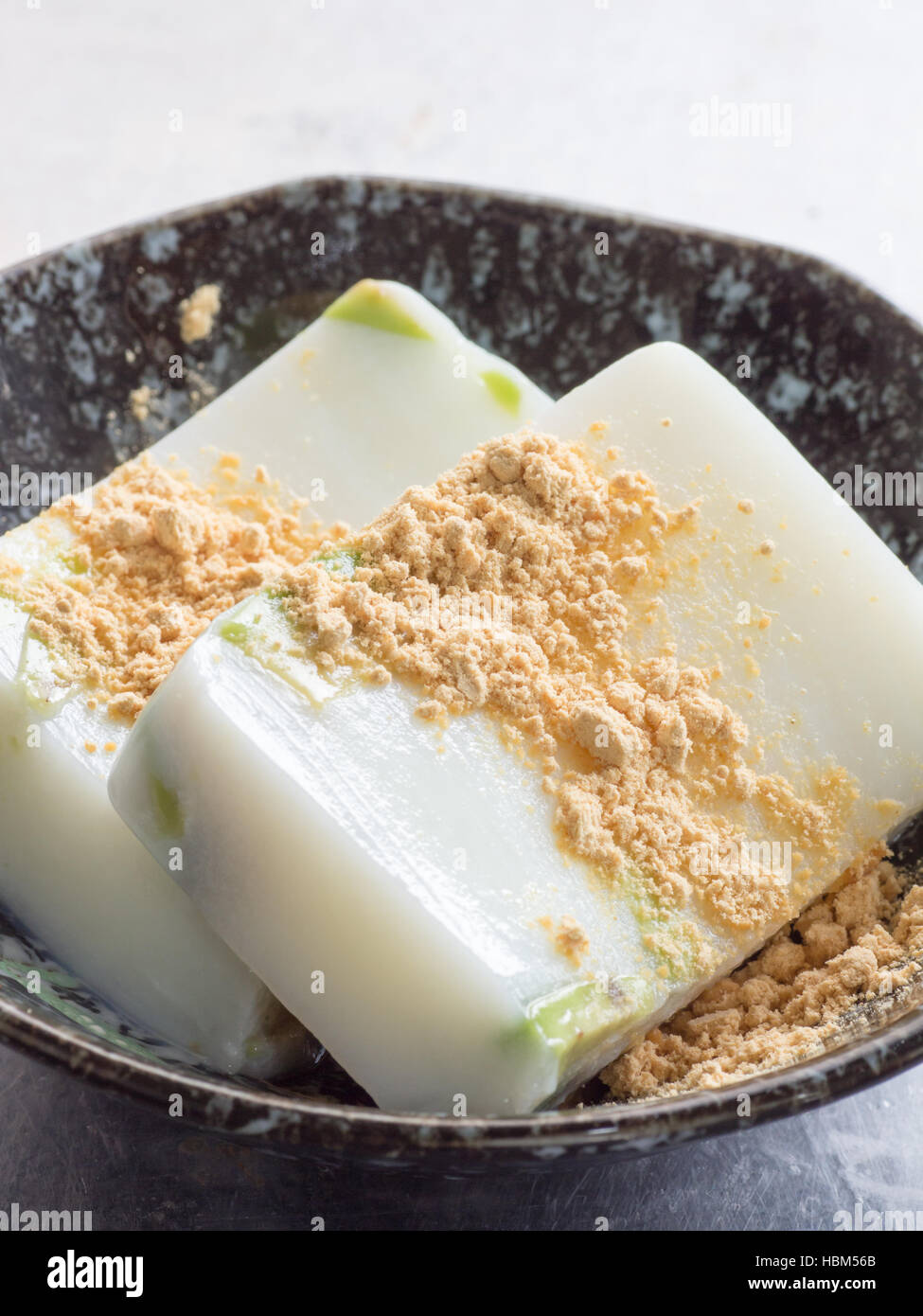 Japanese cuisine, Avocade milk agar jelly with toasted soybean flour