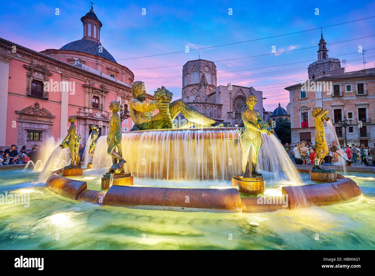 Turia fountain, Plaza de la Virgen, Valencia, Spain Stock Photo