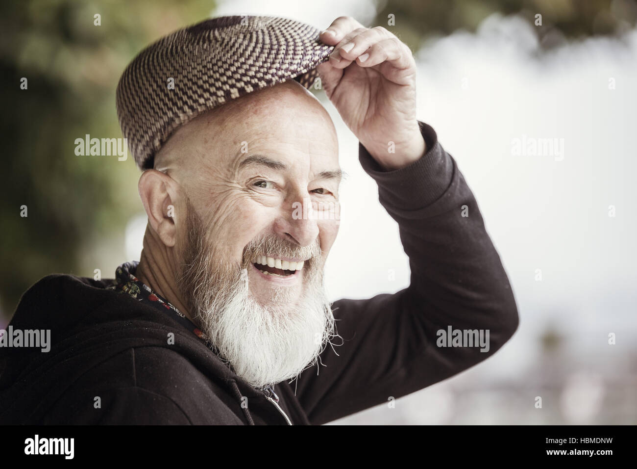 old man outdoor Stock Photo - Alamy