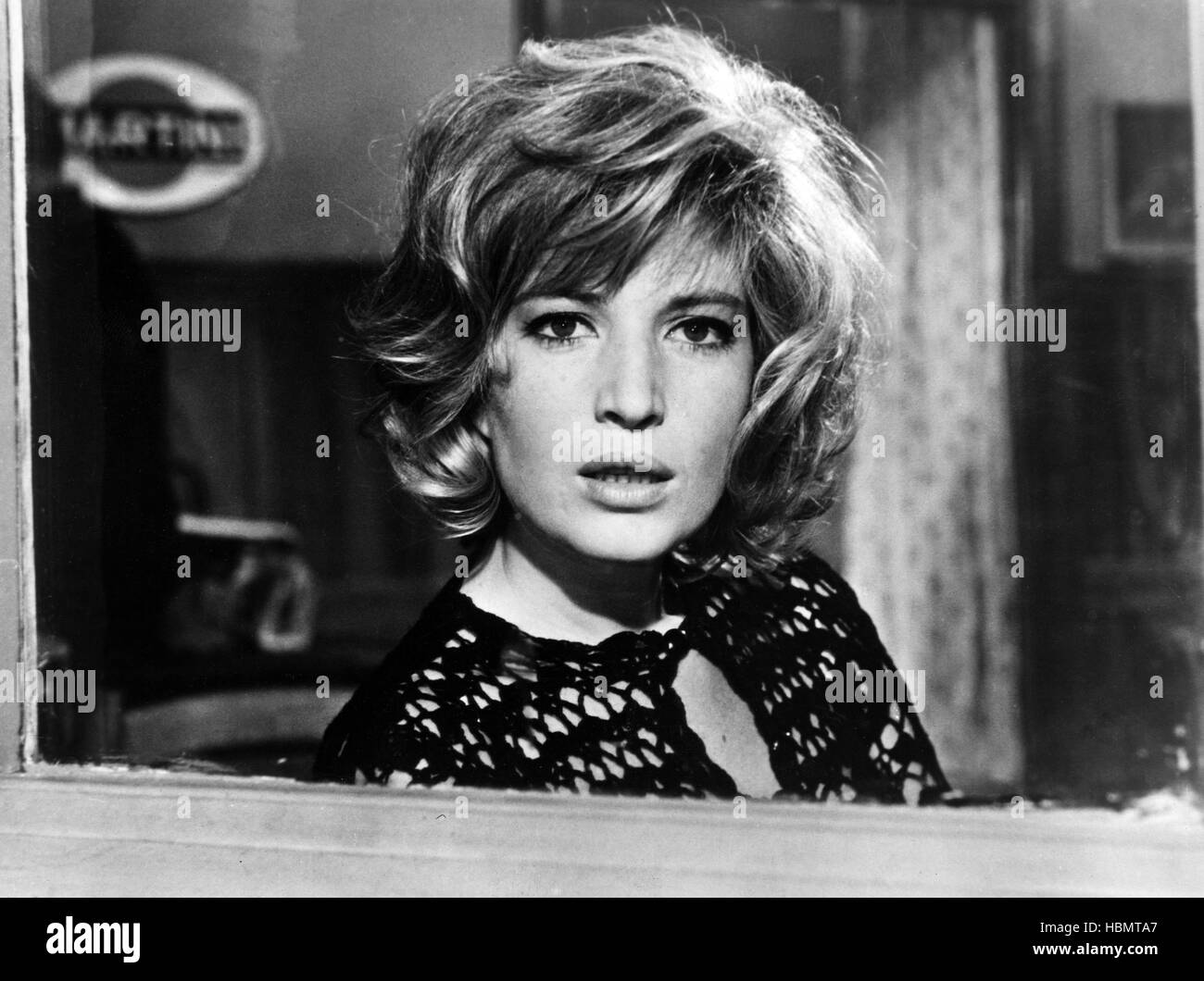 THE DOLLS, (aka LE BAMBOLE), Monica Vitti, 1965 Stock Photo - Alamy
