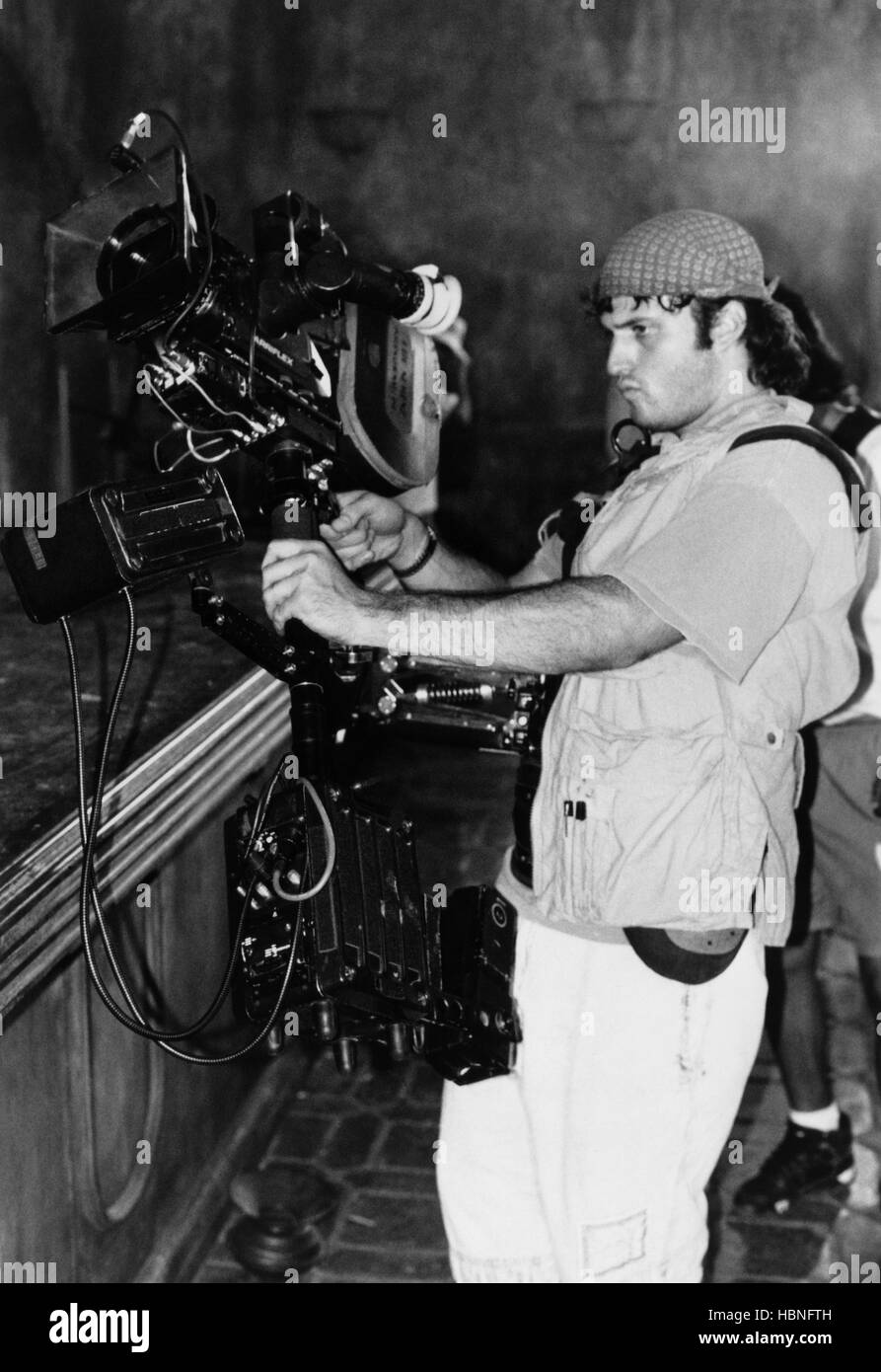 DESPERADO, producer, screenwriter and director Robert Rodriguez, onset