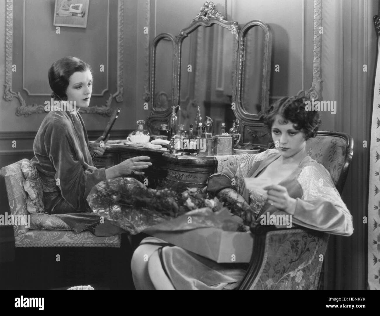 DRY MARTINI, from left Mary Astor, Sally Eilers, 1928 Stock Photo Alamy