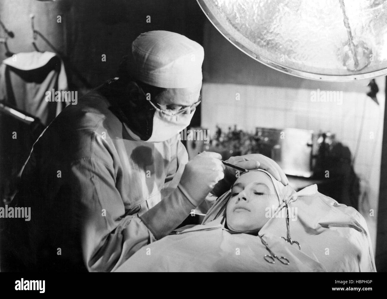 EYES WITHOUT A FACE, (aka LES YEUX SANS VISAGE), Pierre Brasseur, Juliette  Mayniel, 1960 Stock Photo - Alamy