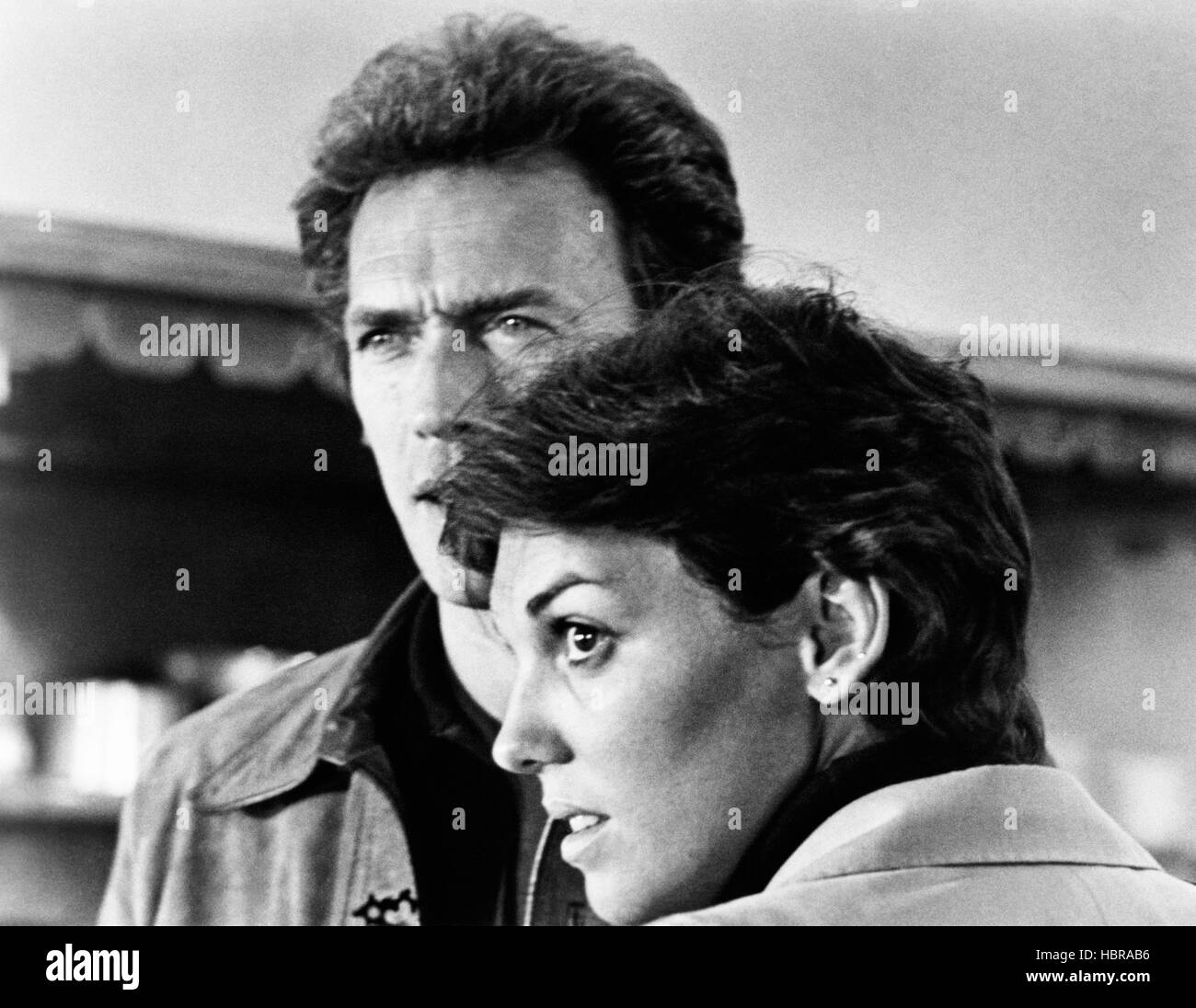 THE ENFORCER, from left: Clint Eastwood, Tyne Daly, 1976 Stock Photo