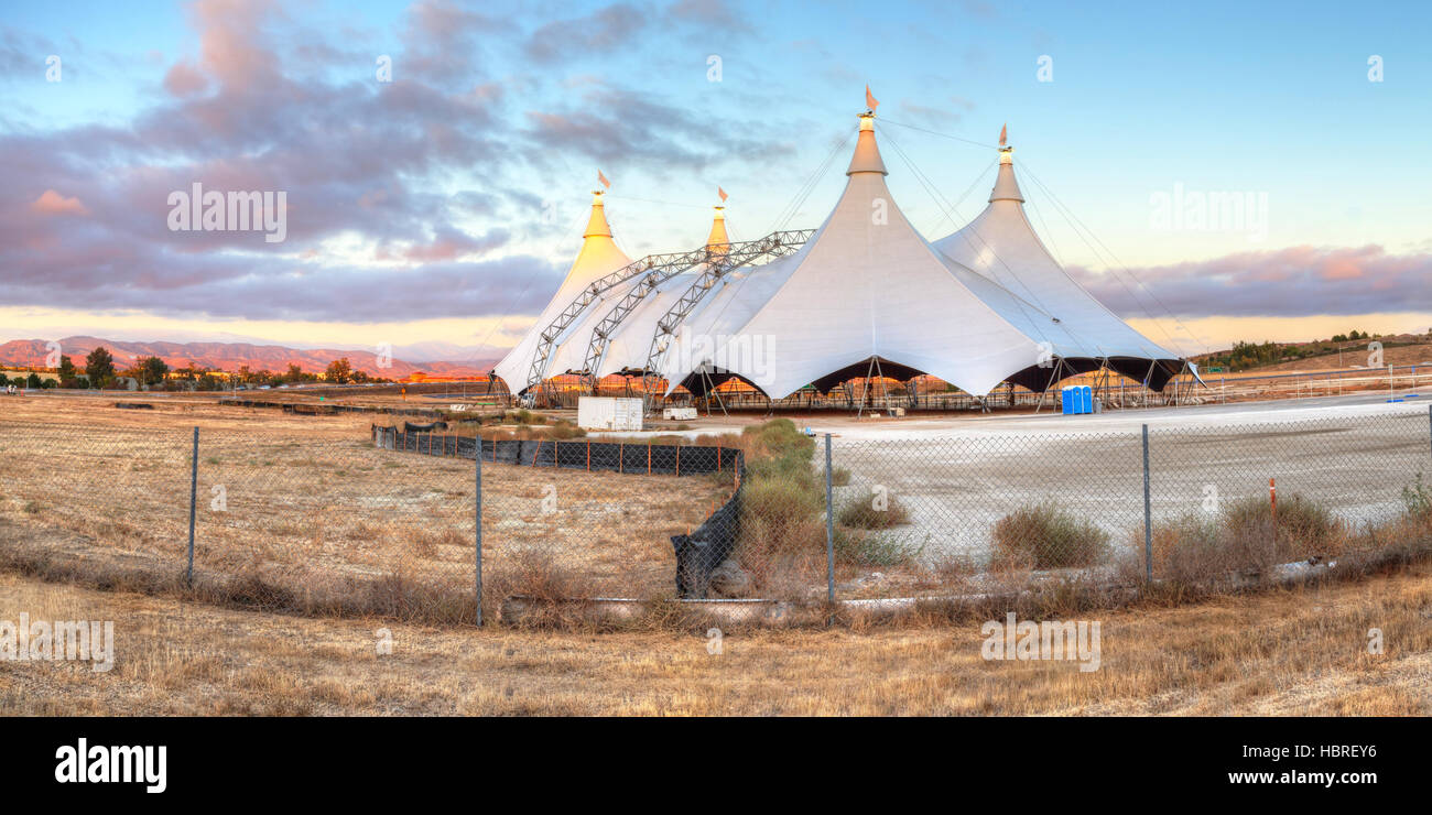 Empty circus hi-res stock photography and images - Alamy