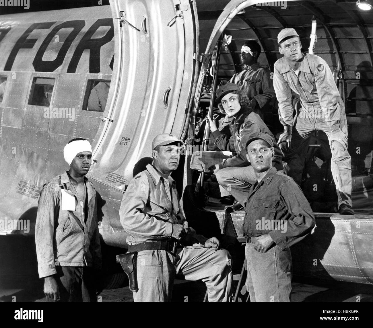 FLIGHT NURSE, Forrest Tucker (second left), Joan Leslie (squatting), James Holden (back right