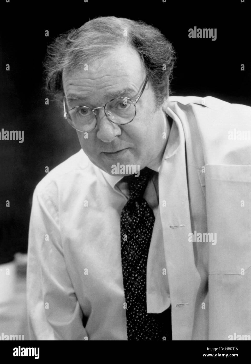 FIRESTARTER, Freddie Jones, 1984, ©Universal Pictures/courtesy Everett