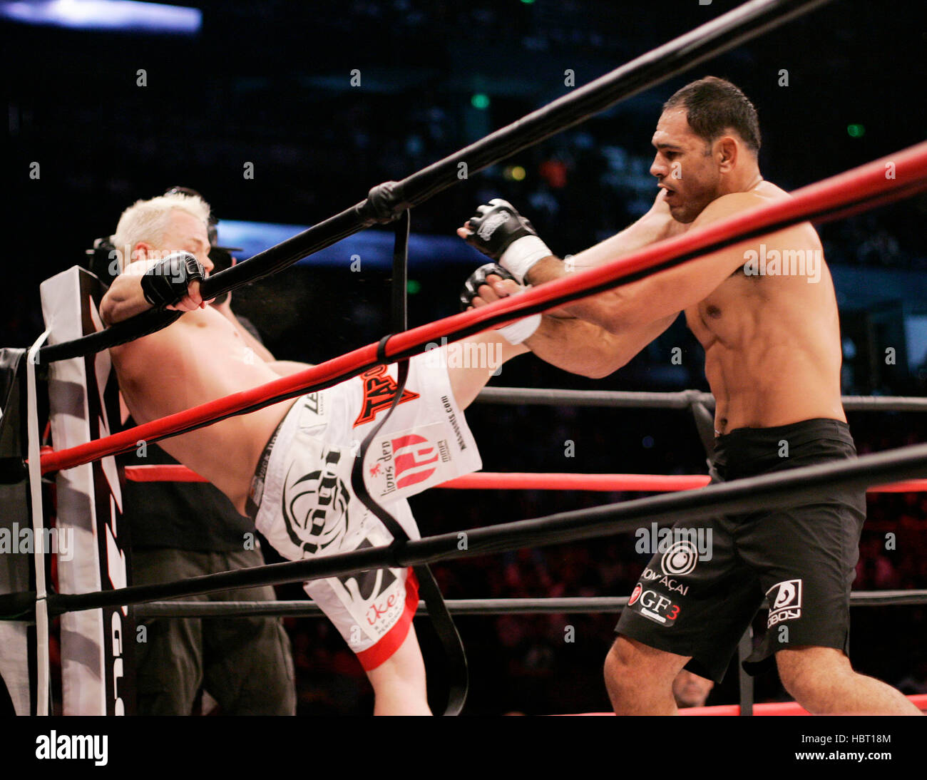 Antonio Rogerio Nogueira, right, fights Edwin Dewees at Affliction's ...