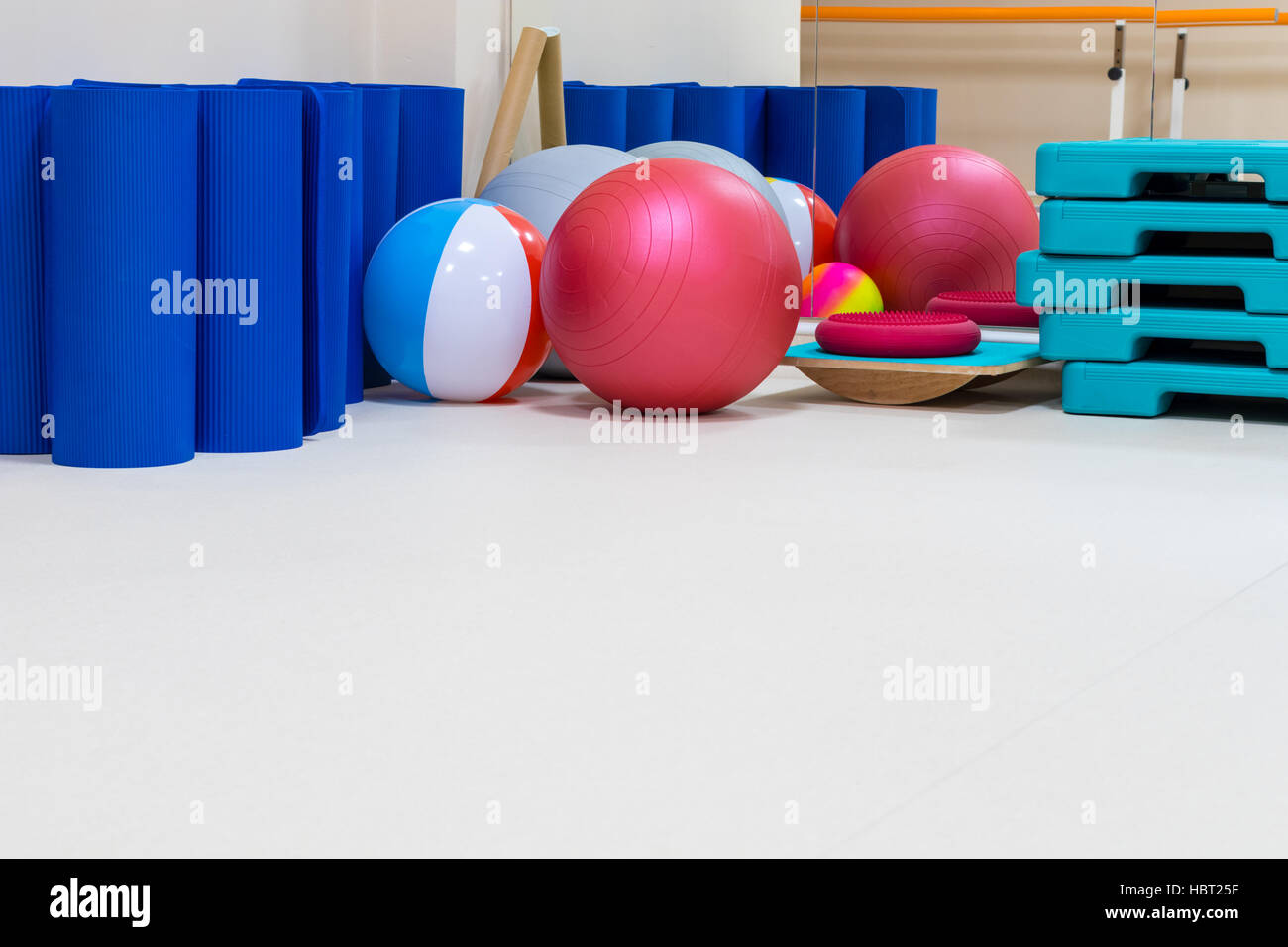 rehabilitation gym equipment Stock Photo Alamy